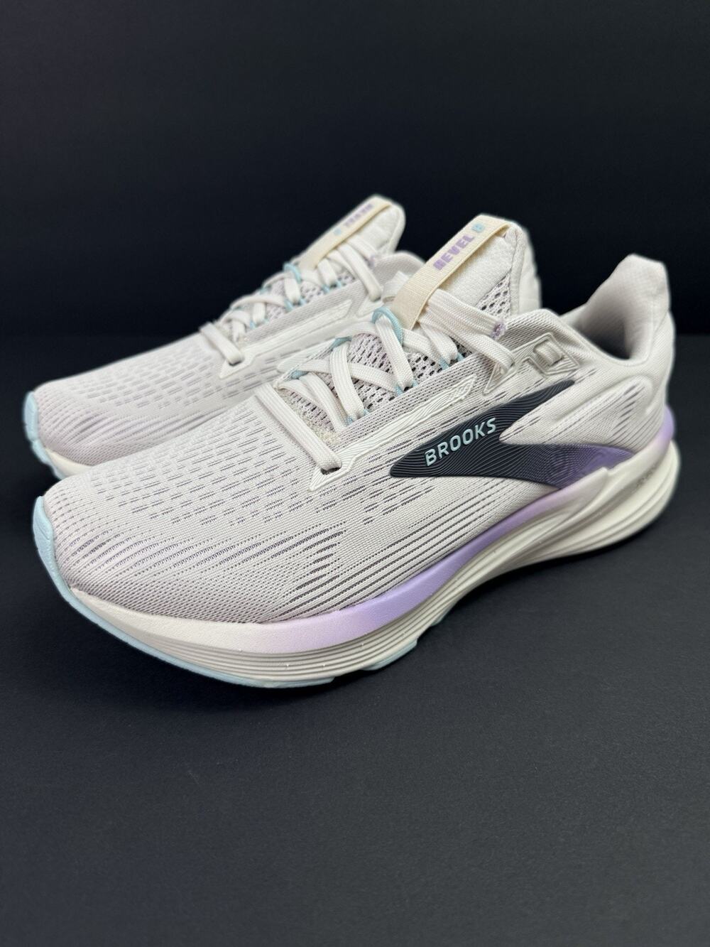 Brooks Revel 8 Women’s 8 White Lavender Running Shoes 1204561B160 Sneakers